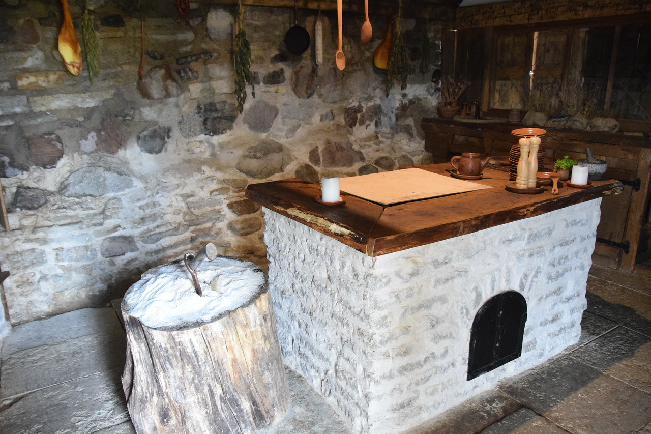 кухня в крепости Раквере