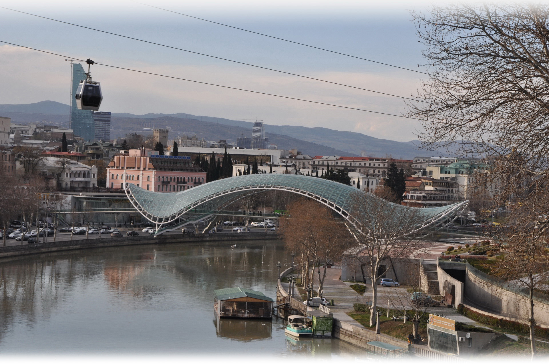 грузия тбилиси мост мира