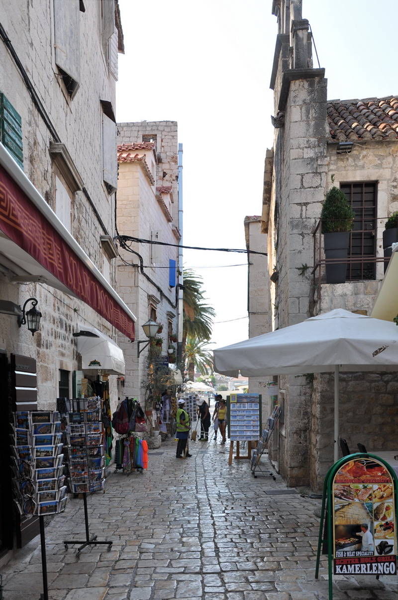 Улица города Trogir
