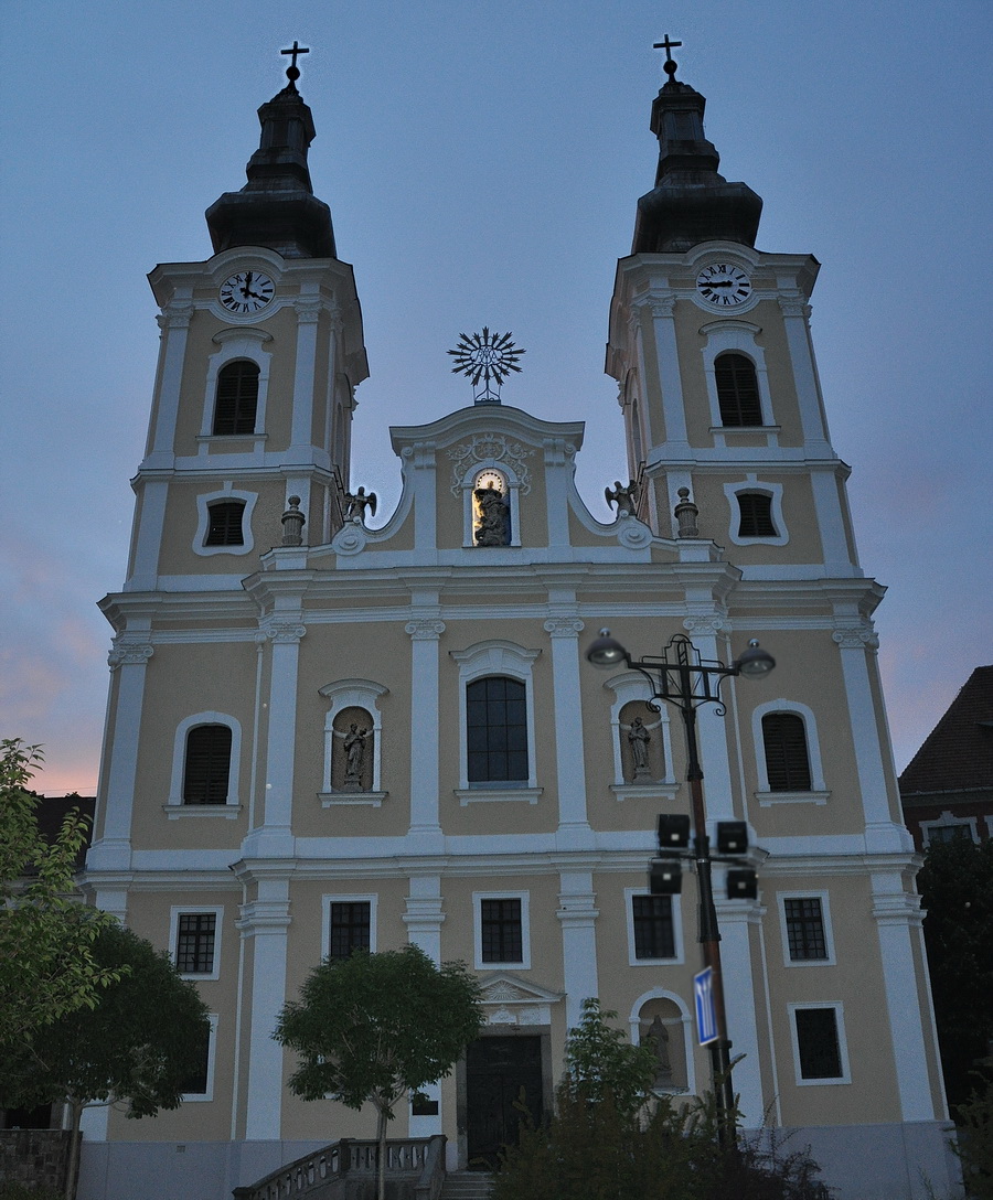 Церковь Миноритов Венгрия