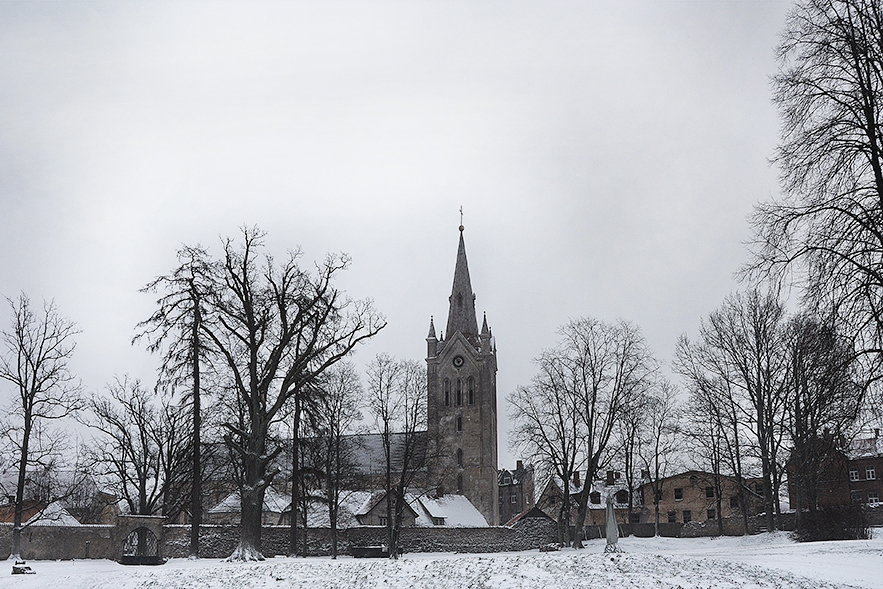 Латвия замок