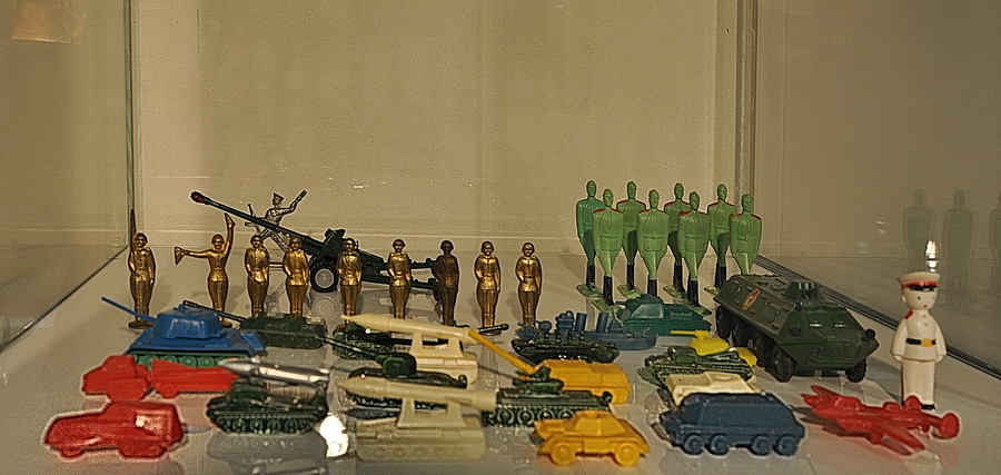музей детства солдатики