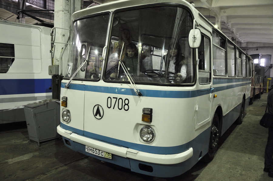 автобус ЛАЗ-695Н