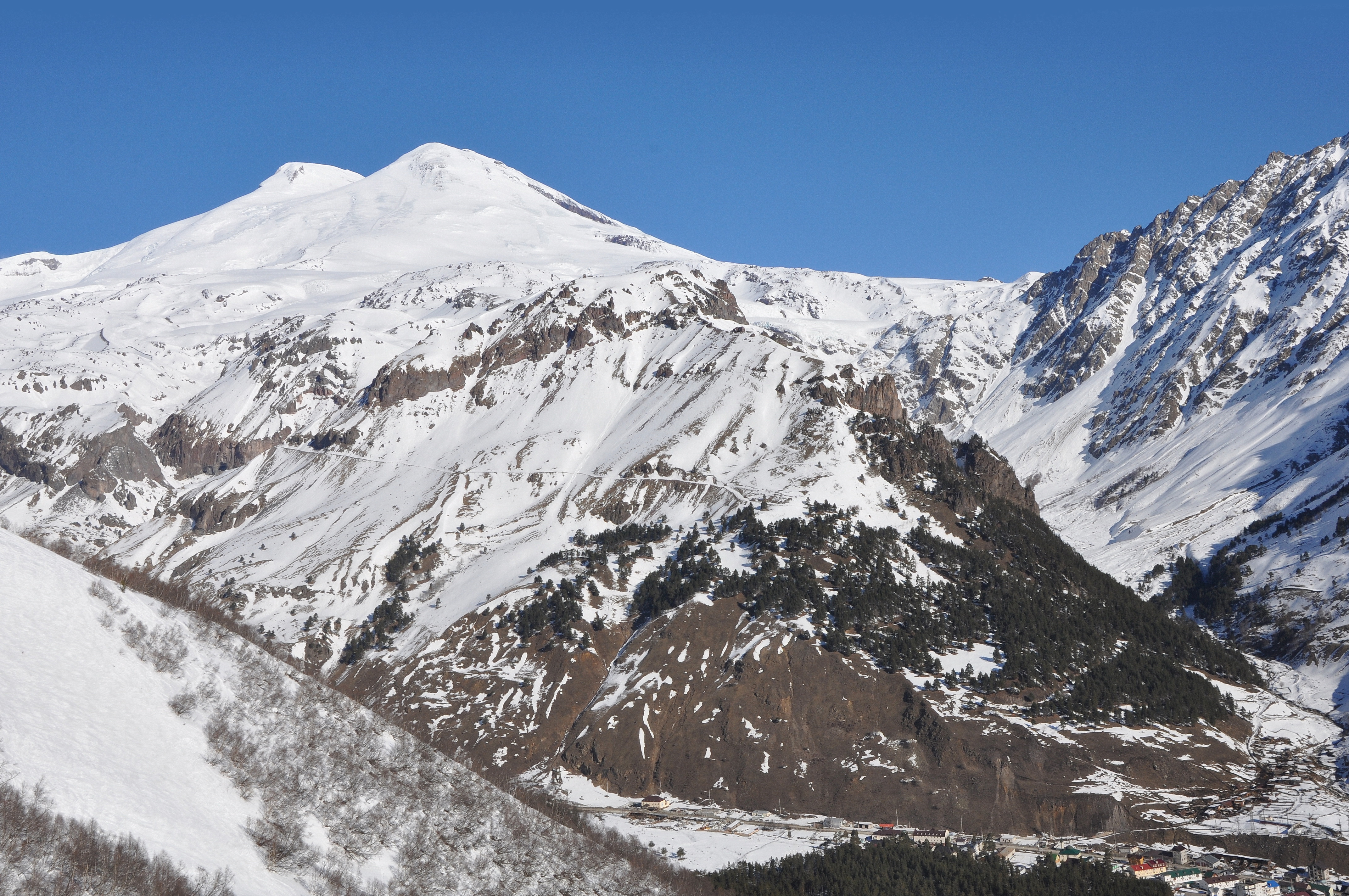 гора Эльбрус вид с Чегета